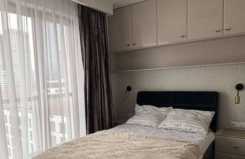 Alquiler de un elegante apartamento amueblado de 2 habitaciones, 45 m², Wola, Varsovia, Polonia